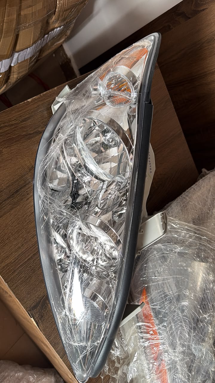 Headlamp Camry 2.4